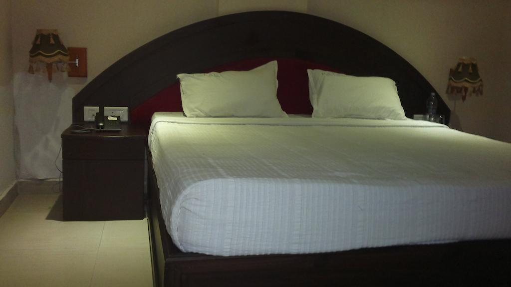 Hotel Sea Palace Coulão Quarto foto