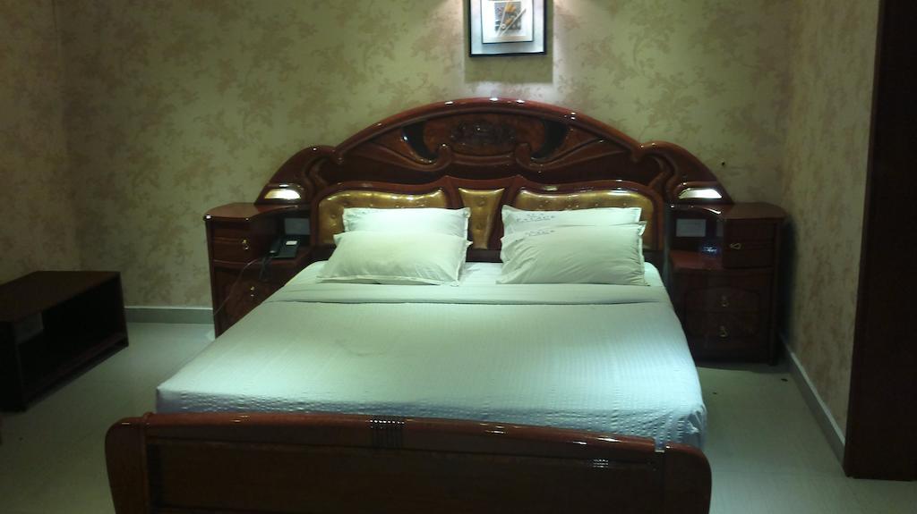 Hotel Sea Palace Coulão Quarto foto